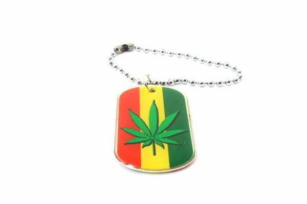 Porte-Clés Feuille Cannabis Couleurs Rasta Style Soldat Américain