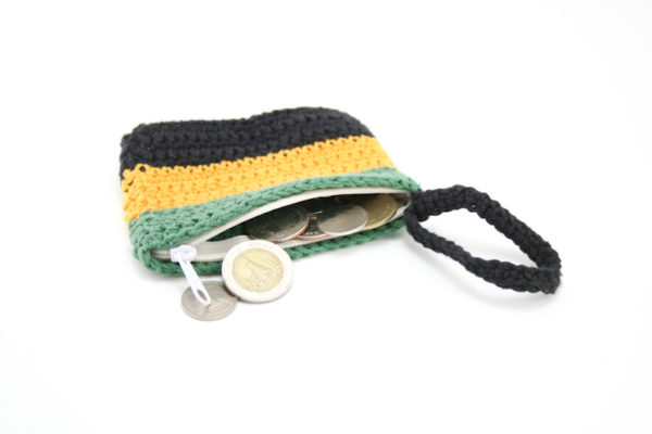 Petit Porte-Monnaie Tricoté au Crochet en Coton Couleur de la Jamaïque